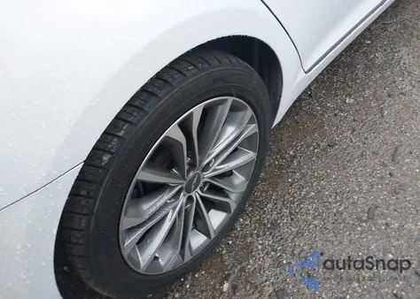 2015 Hyundai Genesis 3.8 from USA, damaged, VIN KMHGN4JE3FU018622